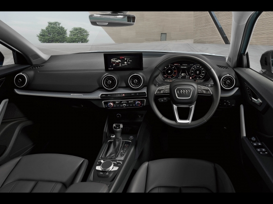 Audi Q2 Black Style PLUS [2023] 005