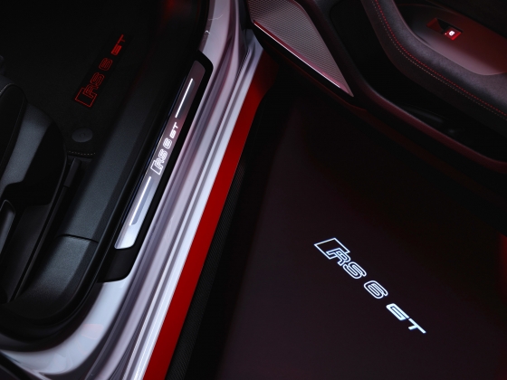 Audi RS 6 Avant GT [2024] 012