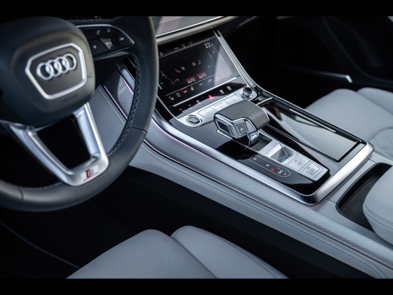 Audi Q8 TDI [2024] 008