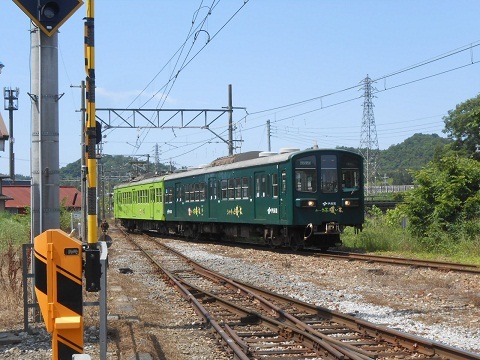 oth-train-1140.jpg