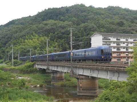 oth-train-1154.jpg