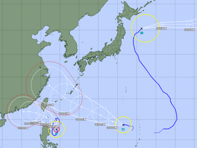 台風9号、10号、11号経路図（8月28日18時）