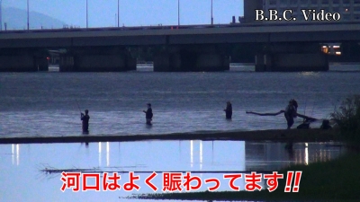 雨上がりの琵琶湖北湖!! 真野川河口の立ち込み釣りはよく賑わってます #今日の琵琶湖（YouTube 23/10/04