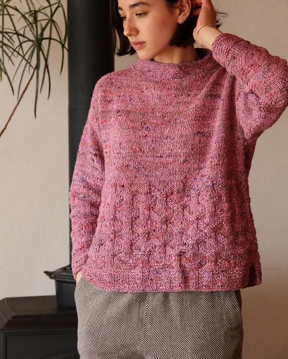 無料編み図野呂フォークロアハイネックゆったりセーター