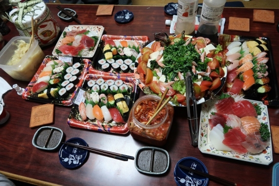 令和5年5月5日 お寿司とお刺身の晩御飯