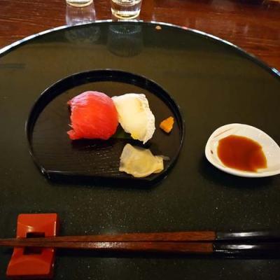 日本酒Ber香林のてまり寿司、鮪と鯛