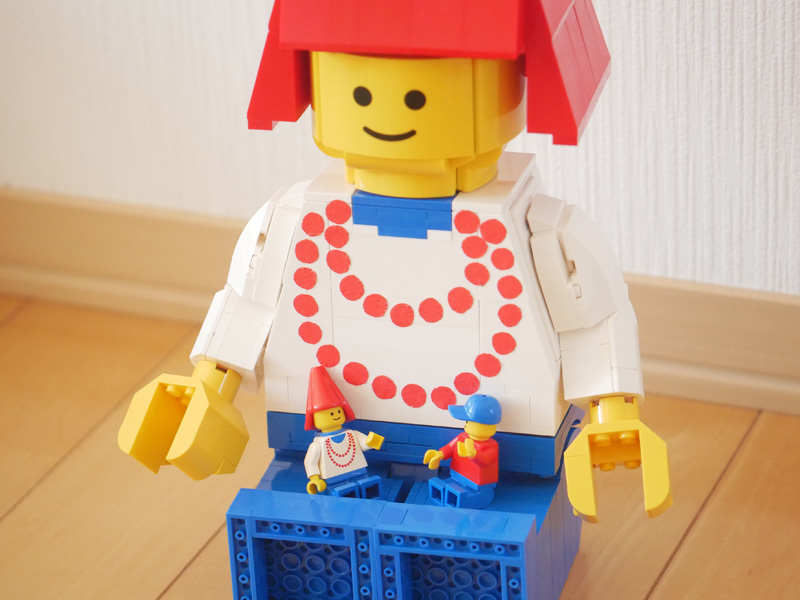 LEGOUp-ScaledMinifigure41.jpg