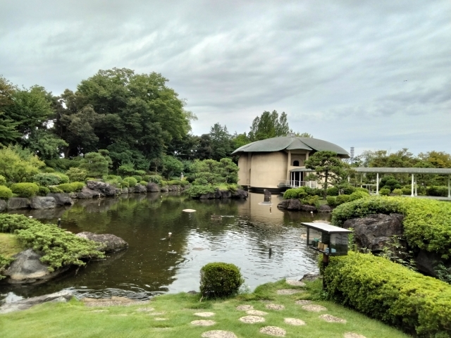 4天寿園の庭園