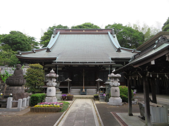 能満寺の本堂１