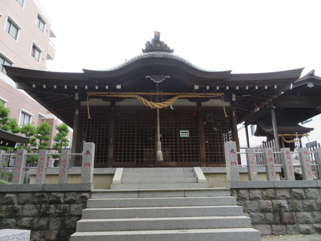 小台稲荷神社・八幡神社の拝殿１